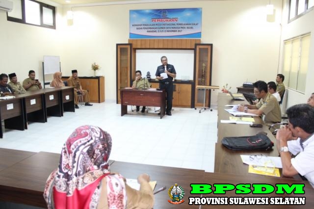 PEMBUKAAN WORKSHOP PENGELOLAAN MEDIA INSTRUKSIONAL PEMBELAJARAN DIKLAT