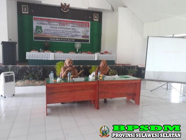 PEMBUKAAN DIKLAT PRAJABATAN GOL. II DAN III KAB. SIDRAP
