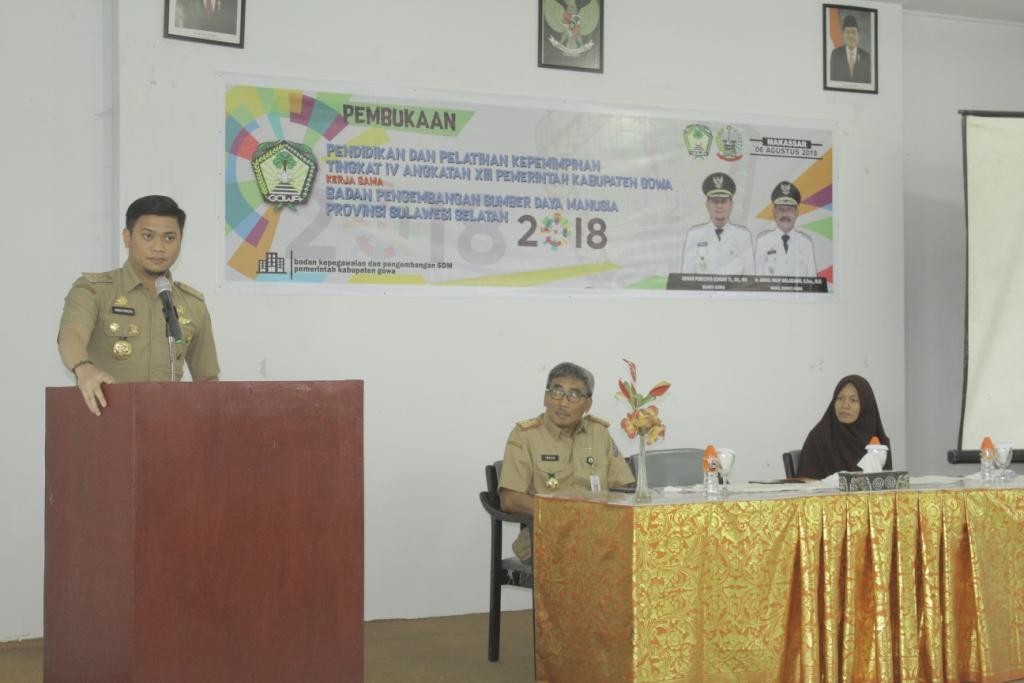 BUPATI GOWA MEMBUKA DIKLAT PIM IV ANGKATAN XIII (13) KAB. GOWA