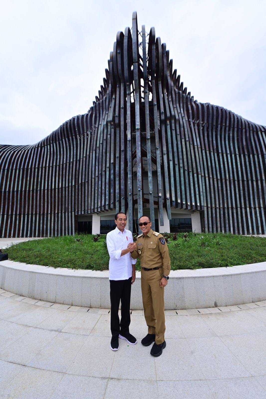 PRESIDEN KUMPULKAN KEPALA DAERAH DI IKN, PROF ZUDAN ARIF FAKRULLOH DENGARKAN PESAN PENTING