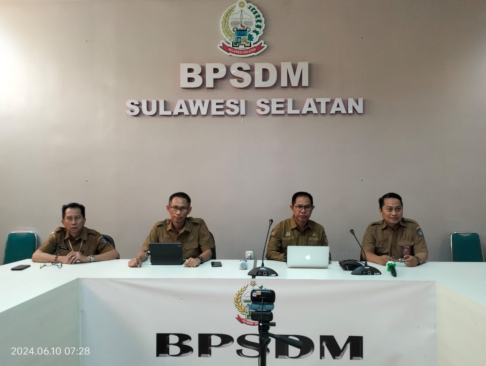 Apel Pagi Virtual Zoom BPSDM Prov. Sulsel