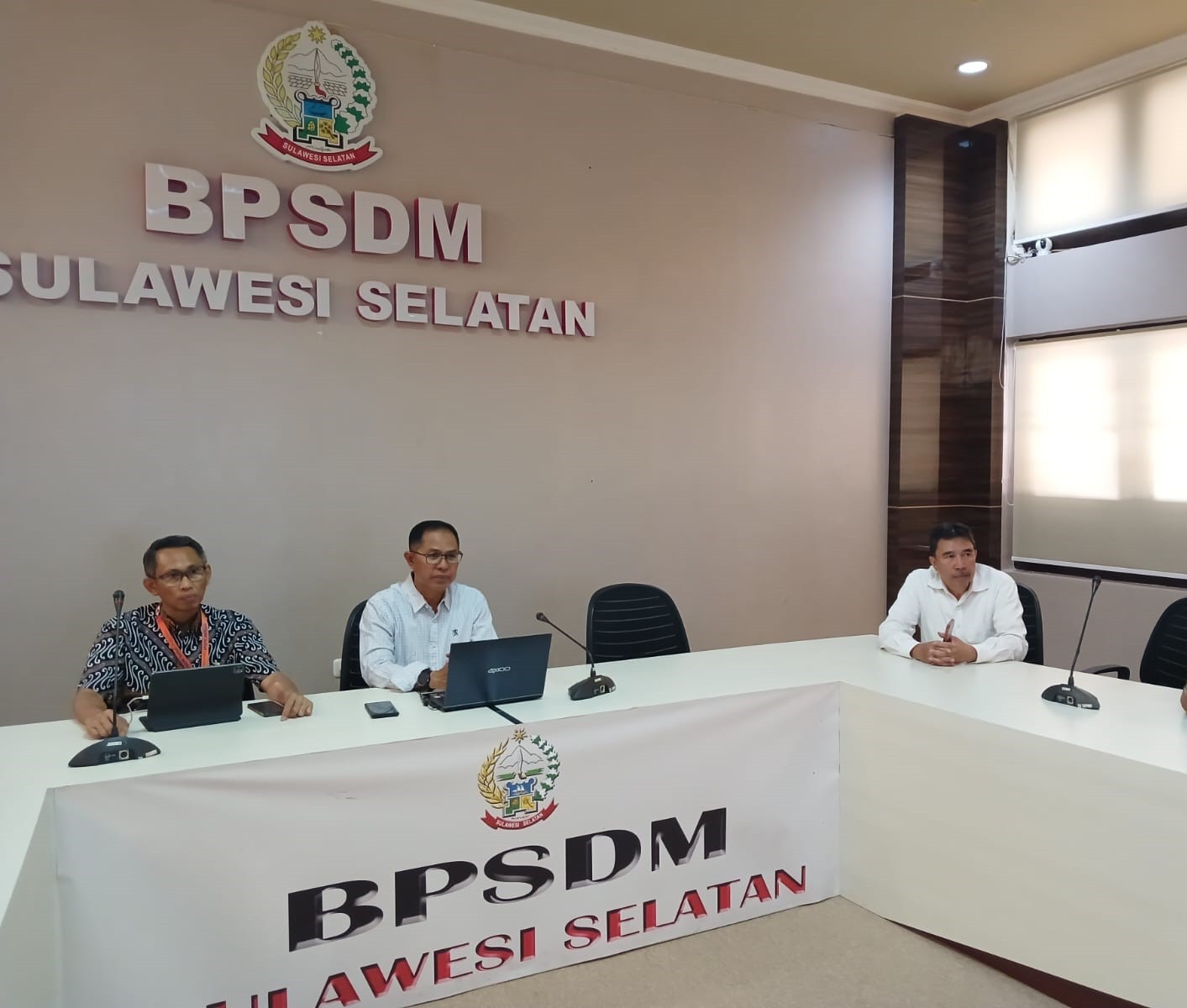 BPSDM SULSEL IKUTI LAUNCHING SIPKA LAN VIA ZOOM MEETING