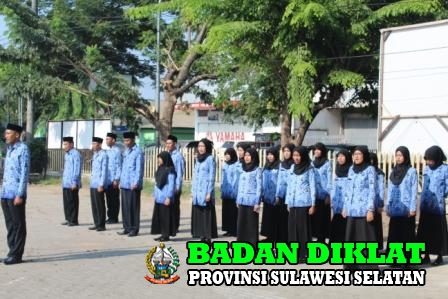 PESERTA UPACARA